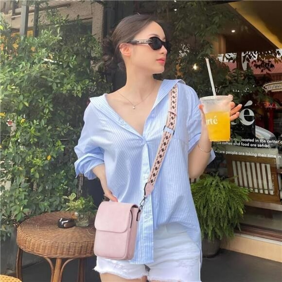 Womens Small Leather Crossbody Cell Phone Purse Wallet Bag with Card Slots - Picture 2 of 7